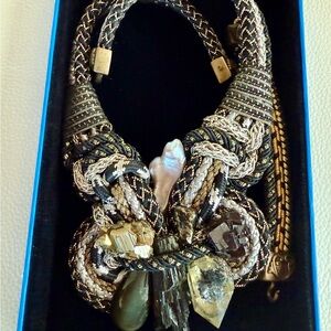 Alex & Lee Custom designed Elegant Black and Silver Women's Necklace